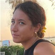 Laureata in lingue offre ripetizioni di inglese e aiuto compiti per elementari, medie e superiori.